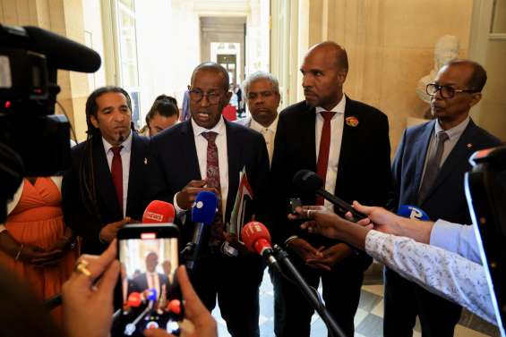 Esclavage : le Parlement abroge symboliquement le Code noir