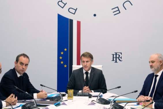 Violences urbaines : Emmanuel Macron annonce l’interdiction de certaines manifestations
