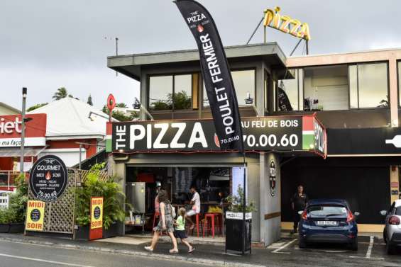 La famille de Dominique Dumortier rouvre The Pizza Nouméa