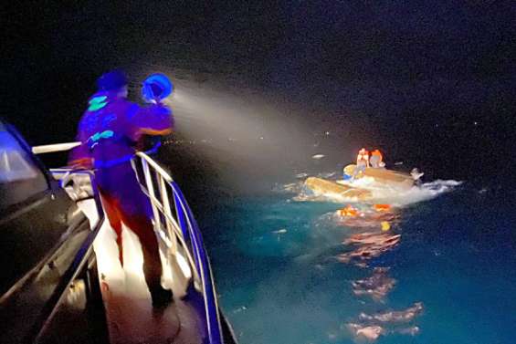 [VIDÉO] Deux naufragés secourus par les Sauveteurs en mer, mercredi soir