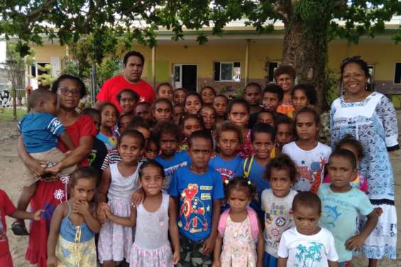 Retour à l'école sous le soleil des Loyauté