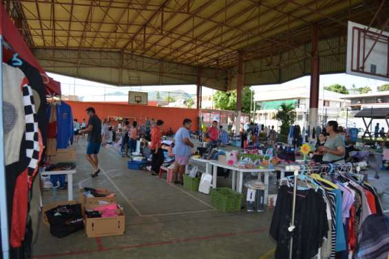 Vif succès pour le premier vide-greniers du musée