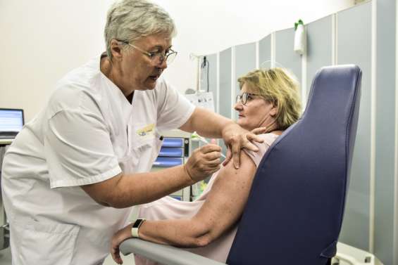 La vaccination s'étend aux dispensaires et aux seniors