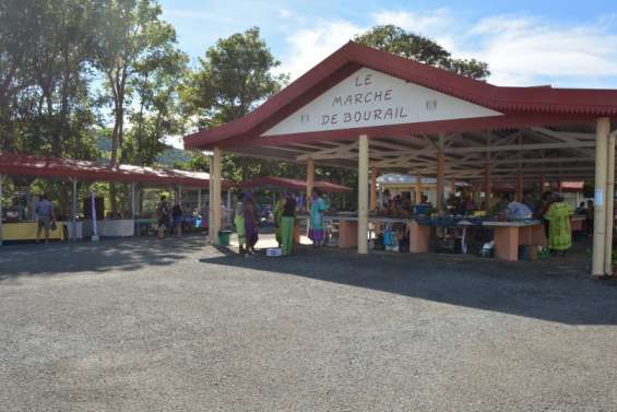 Au village, le marché municipal  s'est refait une beauté