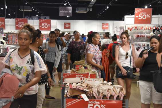 Moins de stocks pour ces soldes d'été