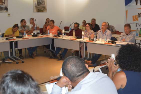 Païta : la prudence de nouveau invoquée dans l'élaboration du budget