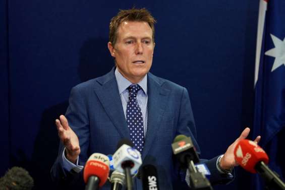 Un poids lourd du gouvernement accusé de viol