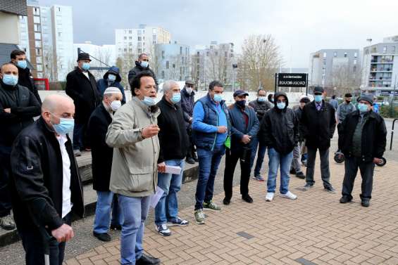 Hommage au photojournaliste agressé