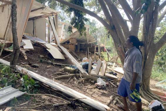 [VIDÉO] Cyclone Niran : dégâts et frayeur dans les squats de Nouville