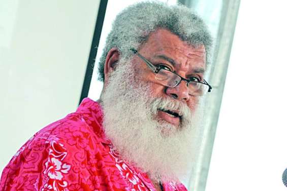 Paul Néaoutyine condamne des dégradations de véhicules à Koumac et Kouaoua