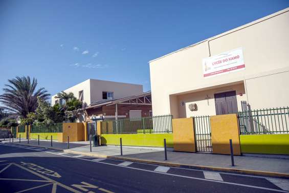 Nouméa : l’APE du lycée Do Kamo dénonce l’hébergement de SDF à l’internat