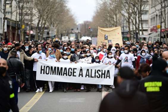 Vibrant hommage à Alisha, harcelée et tuée à 14 ans