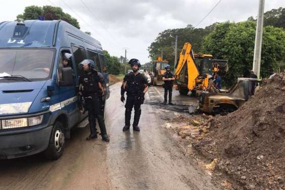 Nuit de violence à Saint-Louis,
Eddie Lecourieux s'en prend au haussaire