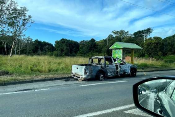 Véhicule incendié et heurts à Saint-Louis : 