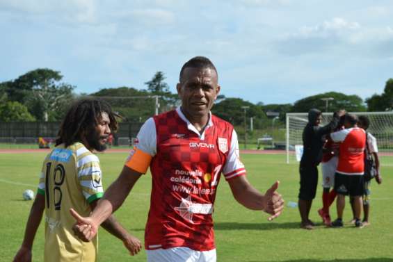 Un Tiga-Hienghène pour redémarrer la Super Ligue ?