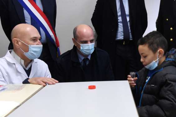 Covid-19 : forte hausse des cas chez les enfants en Métropole