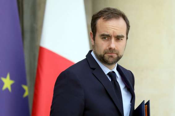 Sébastien Lecornu s’adresse aux salariés de l’usine du Sud et aux signataires de l’accord du 4 mars