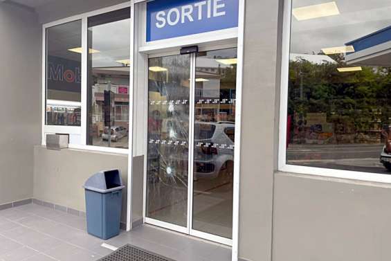 L’auteur présumé de la tentative de vol avec arme à la station Mobil du Christ interpellé