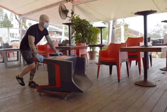 Gros plan : déconfinement progressif jusqu'au 11 avril