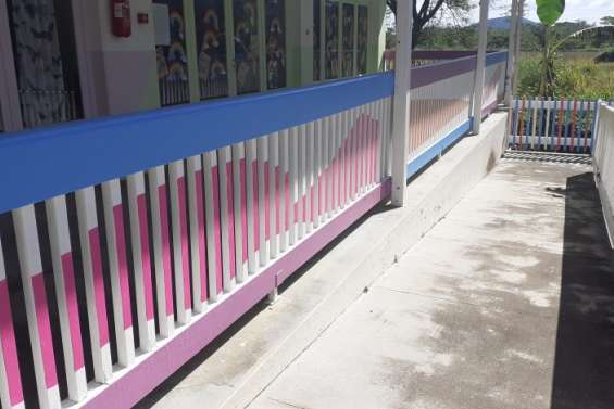 Des peintures fraîches réalisées durant le confinement à l'école Notre-Dame