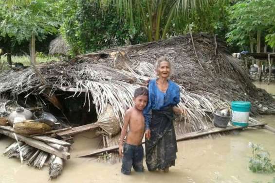 Le cyclone Seroja provoque des inondations meurtrières