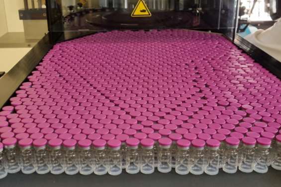 Vaccin : la production en France va-t-elle changer la donne ?