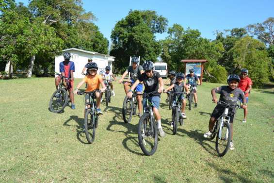 Cinq jours de bon temps à Poé