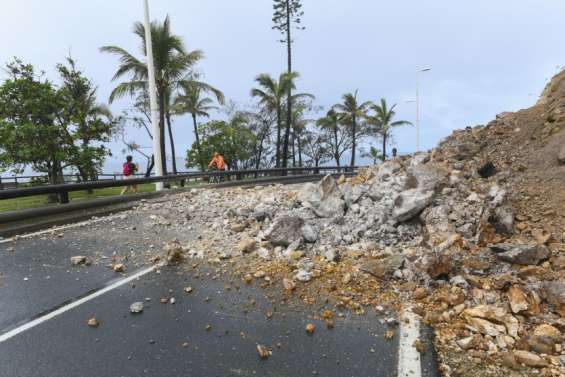 Dépression tropicale : un éboulement à la côte Blanche