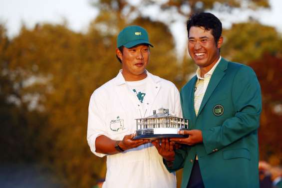 Sur le Caillou, des larmes pour la victoire historique de Matsuyama