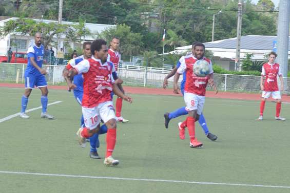 Un sommet sans vainqueur à Boulari
