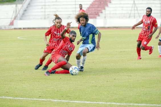 Football : Tiga, un champion version diesel