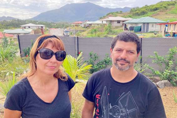 Aux Niaoulis, les habitants agacés par une route d'accès plusieurs fois inondée