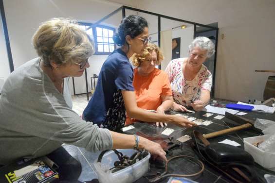 Ces bénévoles qui font vivre le site historique du bagne de l'île Nou