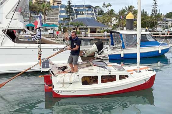 [VIDÉO] Tour du monde en solitaire : Yann Quénet a quitté Nouméa