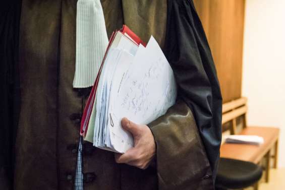 La sortie de route avait coûté la vie à sa compagne