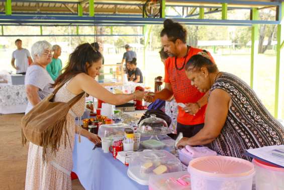 Le marché est de retour au parc Fayard