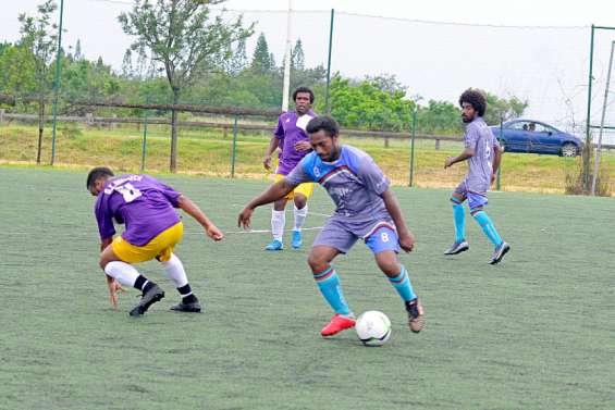 Football : gros scores et forfaits dans le Sud