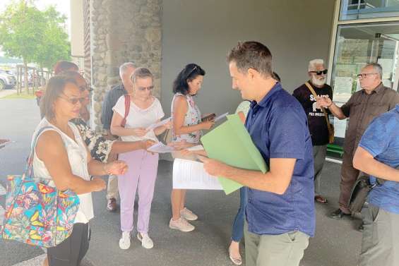Les discussions s'ouvrent entre mairie et riverains de la Butte de Koutio et Érudits