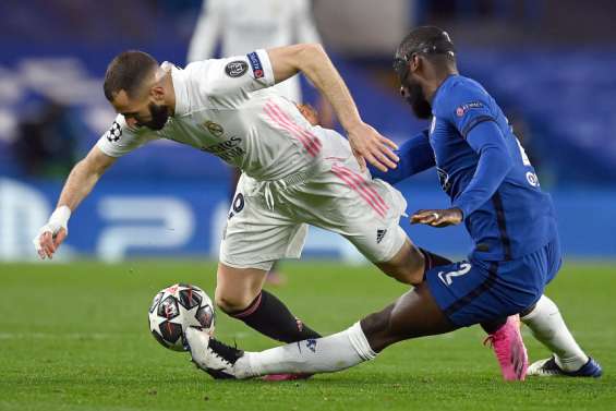 Football : Benzema de retour en équipe de France 