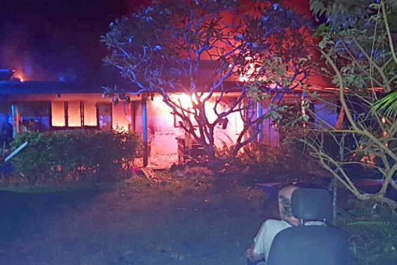 Maison incendiée à Touho : les auteurs ont été incarcérés