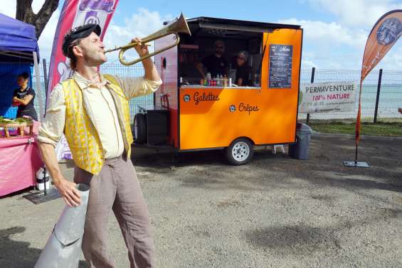 Vincenté de la Bigoté crie très fort ce que le public pense tout bas