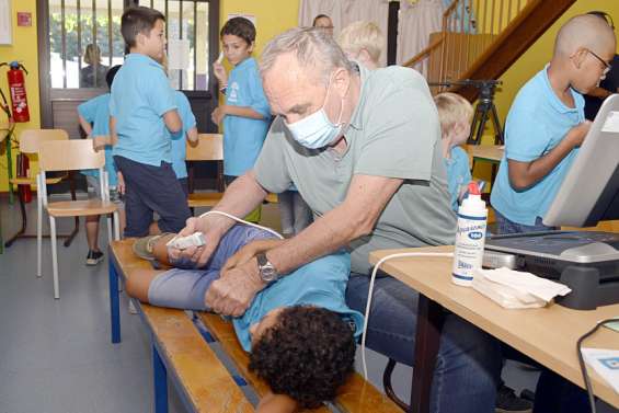 Le cœur des écoliers sous surveillance