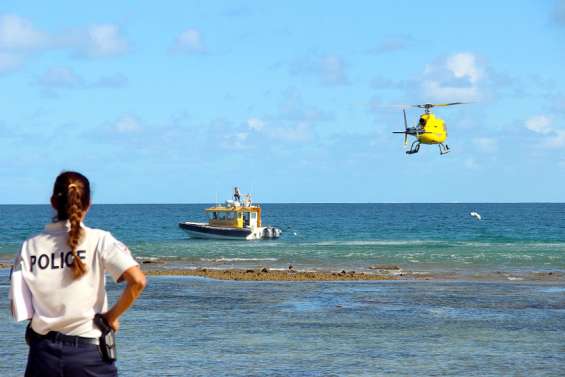 [GROS PLAN ] « On a vu deux requins emporter le pêcheur »
