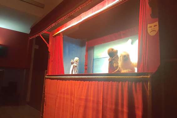 Les Comédiens de bois tirent leur révérence