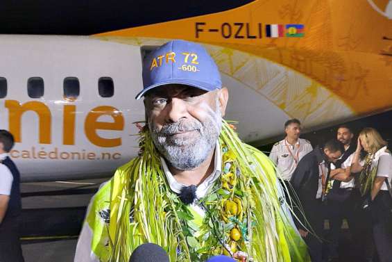 [VIDÉO] Ronald Urene, premier pilote d’avion kanak, a pris une retraite 