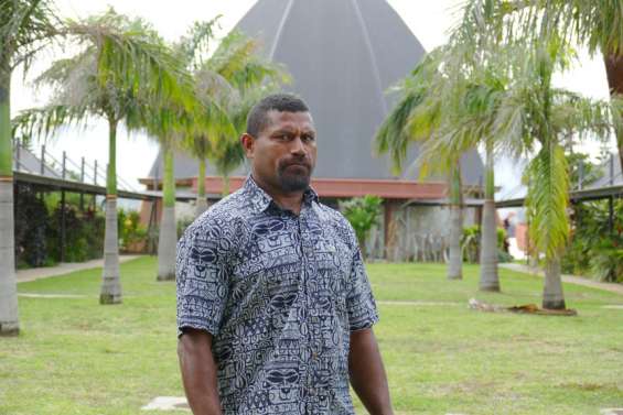 L'intronisation d'Hippolyte Sinewami Htamumu a débuté