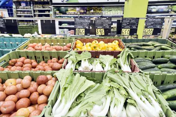 [Dossier prix 3/3] Comment booster le pouvoir d'achat ? Les réponses des groupes politiques