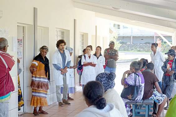 Le personnel du centre médical de Tadine a débrayé une heure, lundi matin