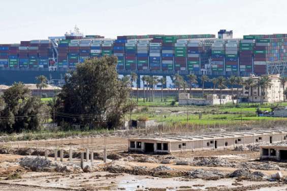 Le navire qui a bloqué le canal de Suez relâché