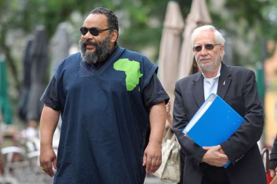 Propos négationnistes : 33 000 euros d'amende contre Dieudonné